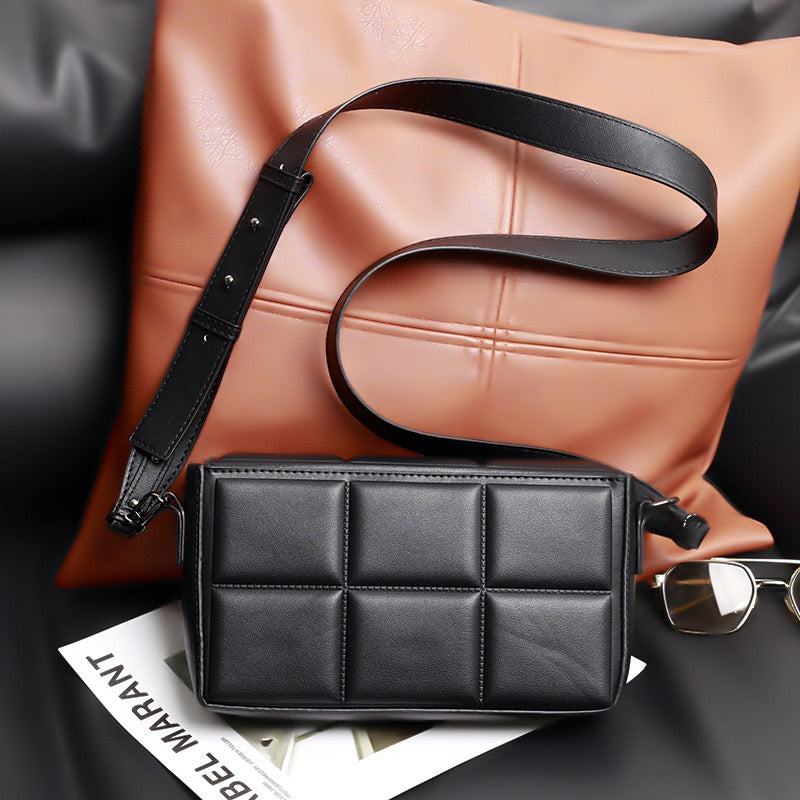 Azadin Crossbody Bag